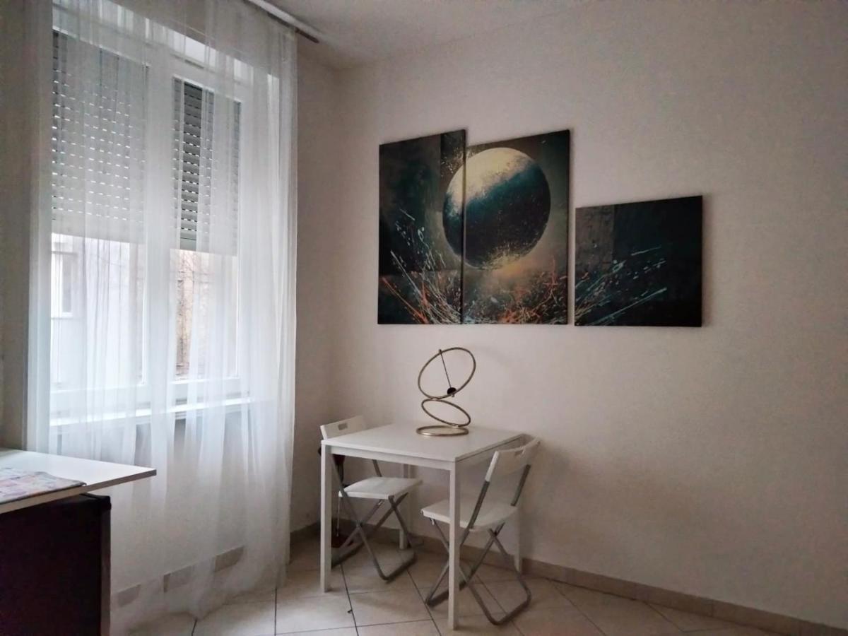 Michelangelo 26 Monolocale Apartman Milánó Kültér fotó